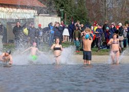 Neujahrsschwimmen 2024 In Jena 35